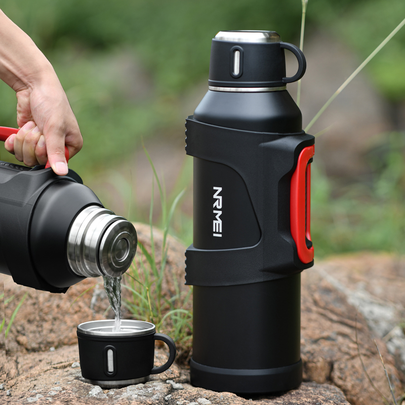 Portable Water Filter - Jarro isolado de aço inoxidável com